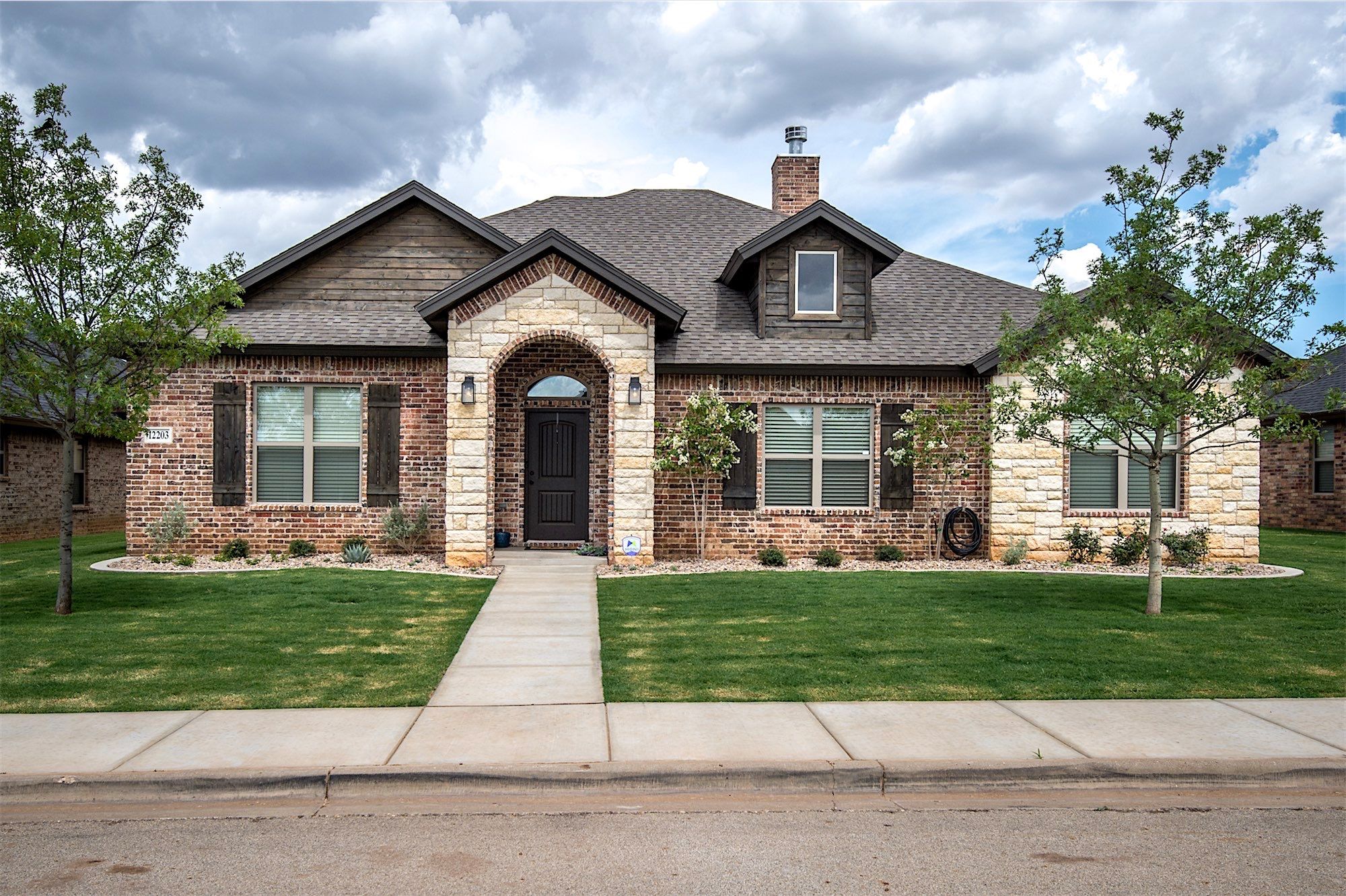 casa en Odyssey Homes por Odyssey Homes