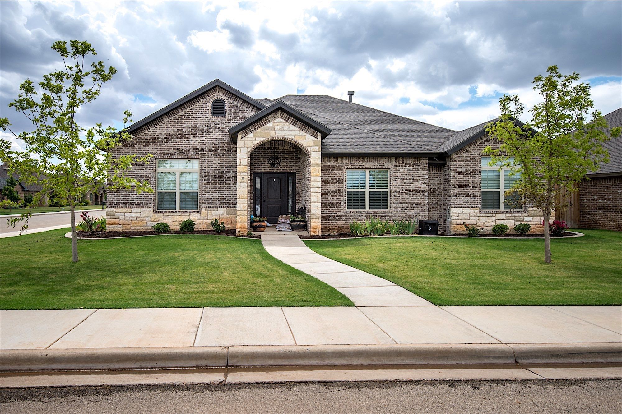 casa en Odyssey Homes por Odyssey Homes