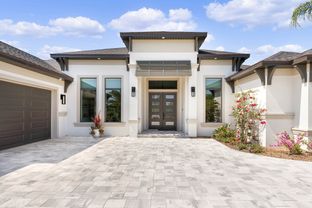 Skyway Builders por Skyway Builders en Daytona Beach Florida