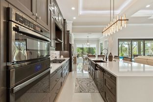 Skyway Builders por Skyway Builders en Daytona Beach Florida