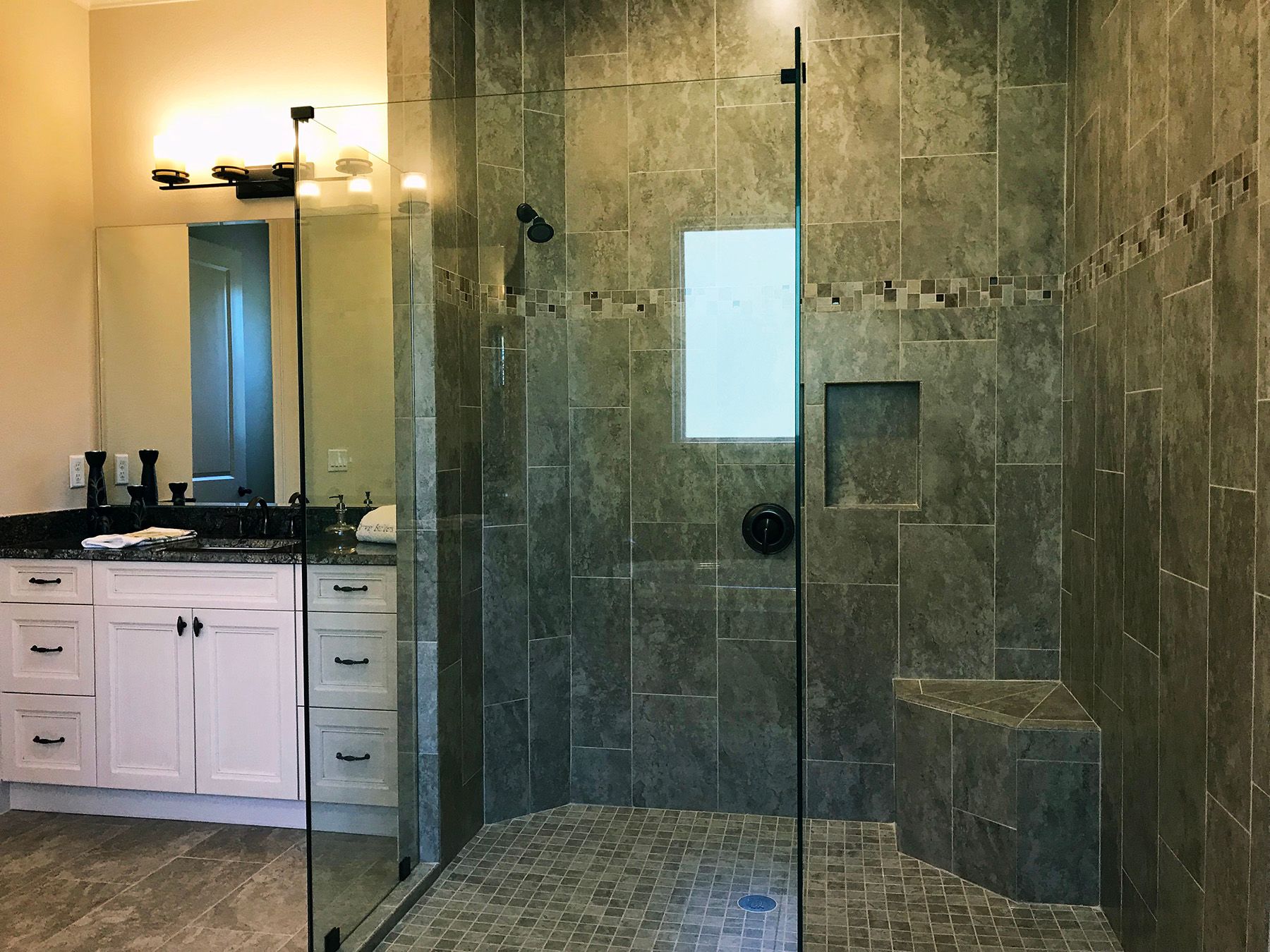 casa en Skyway Builders por Skyway Builders