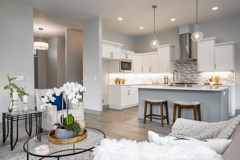 Pacific Coast Construction Group - : Kennewick, WA