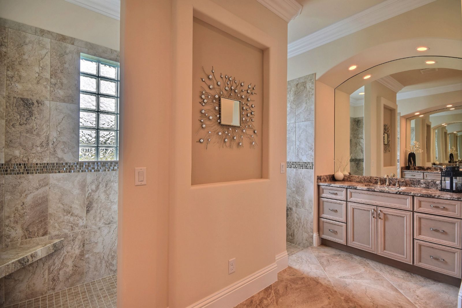 casa en VB Custom Homes, LLC por VB Custom Homes, LLC