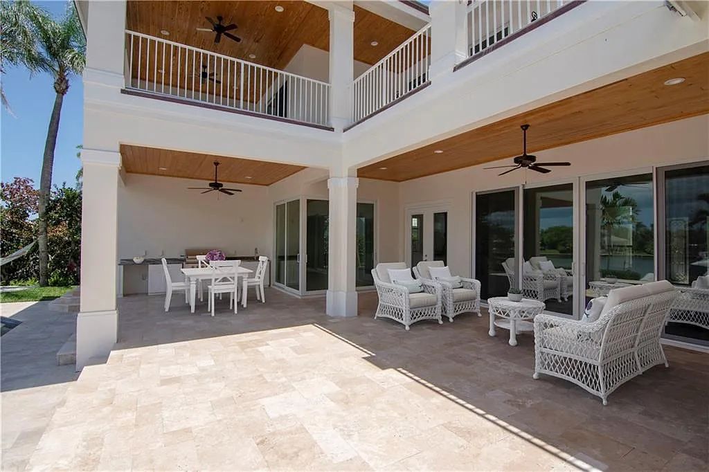 VB Custom Homes, LLC por VB Custom Homes, LLC en Indian River County Florida
