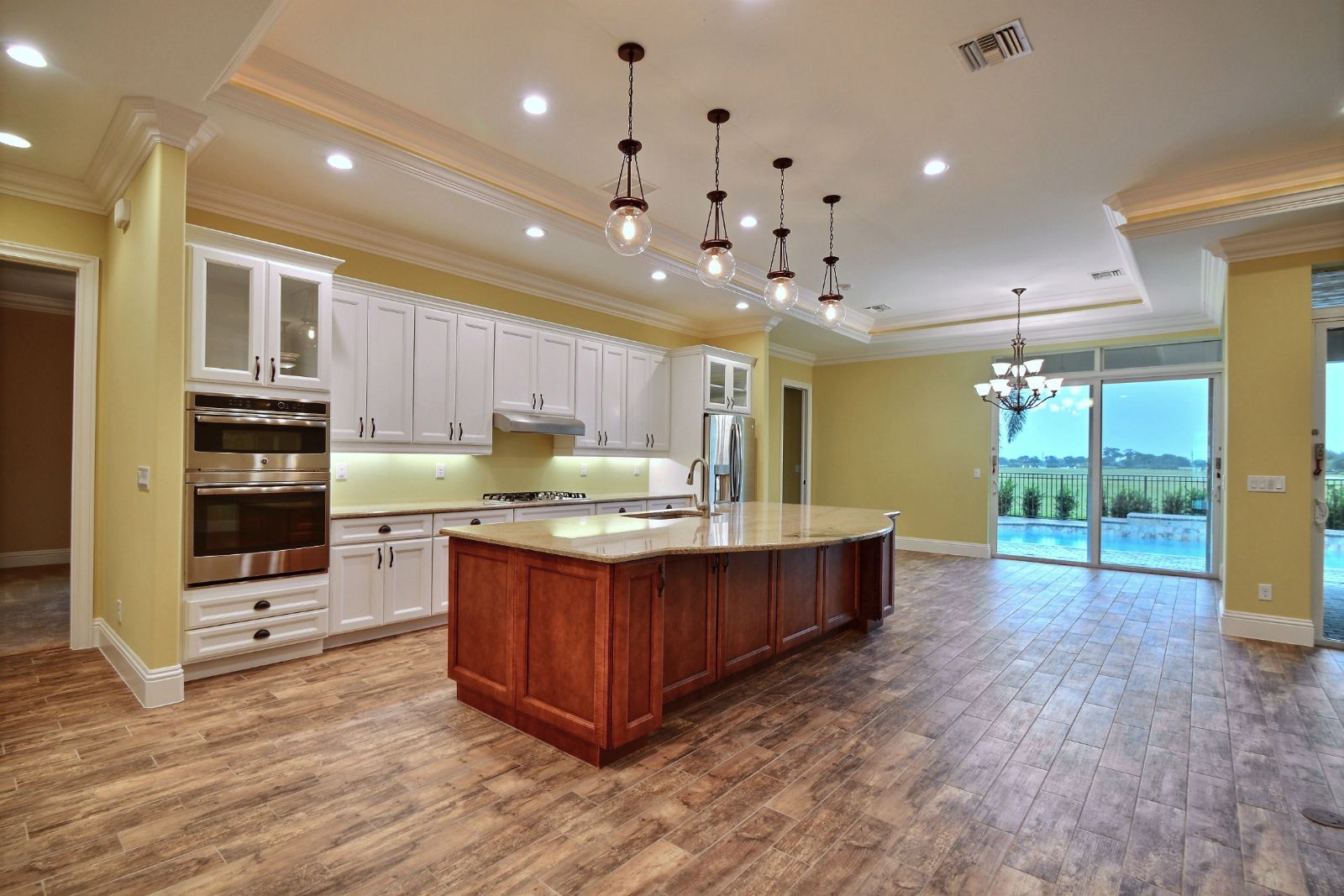 VB Custom Homes, LLC por VB Custom Homes, LLC en Indian River County Florida