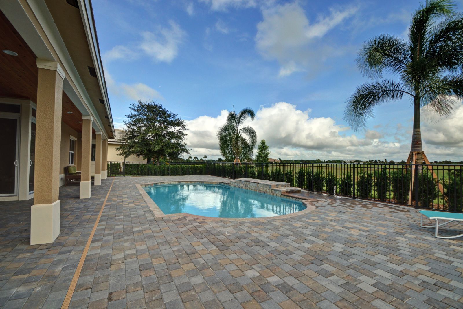 casa en VB Custom Homes, LLC por VB Custom Homes, LLC