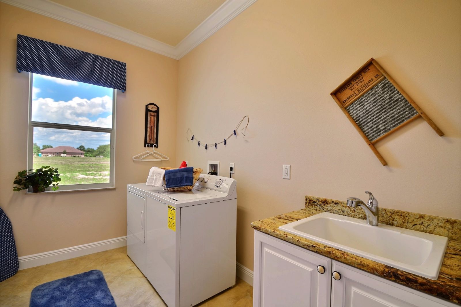 casa en VB Custom Homes, LLC por VB Custom Homes, LLC