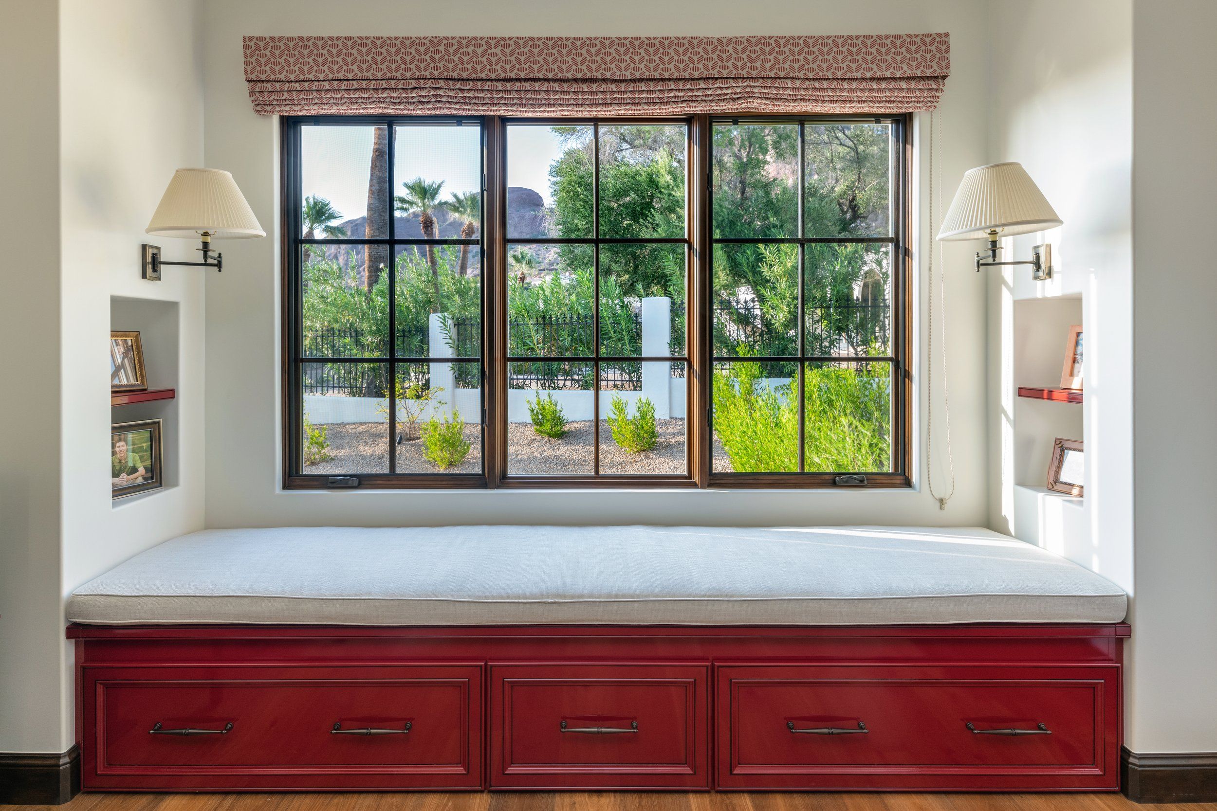 casa en West Construction & Development CO., INC por West Construction & Development CO., INC