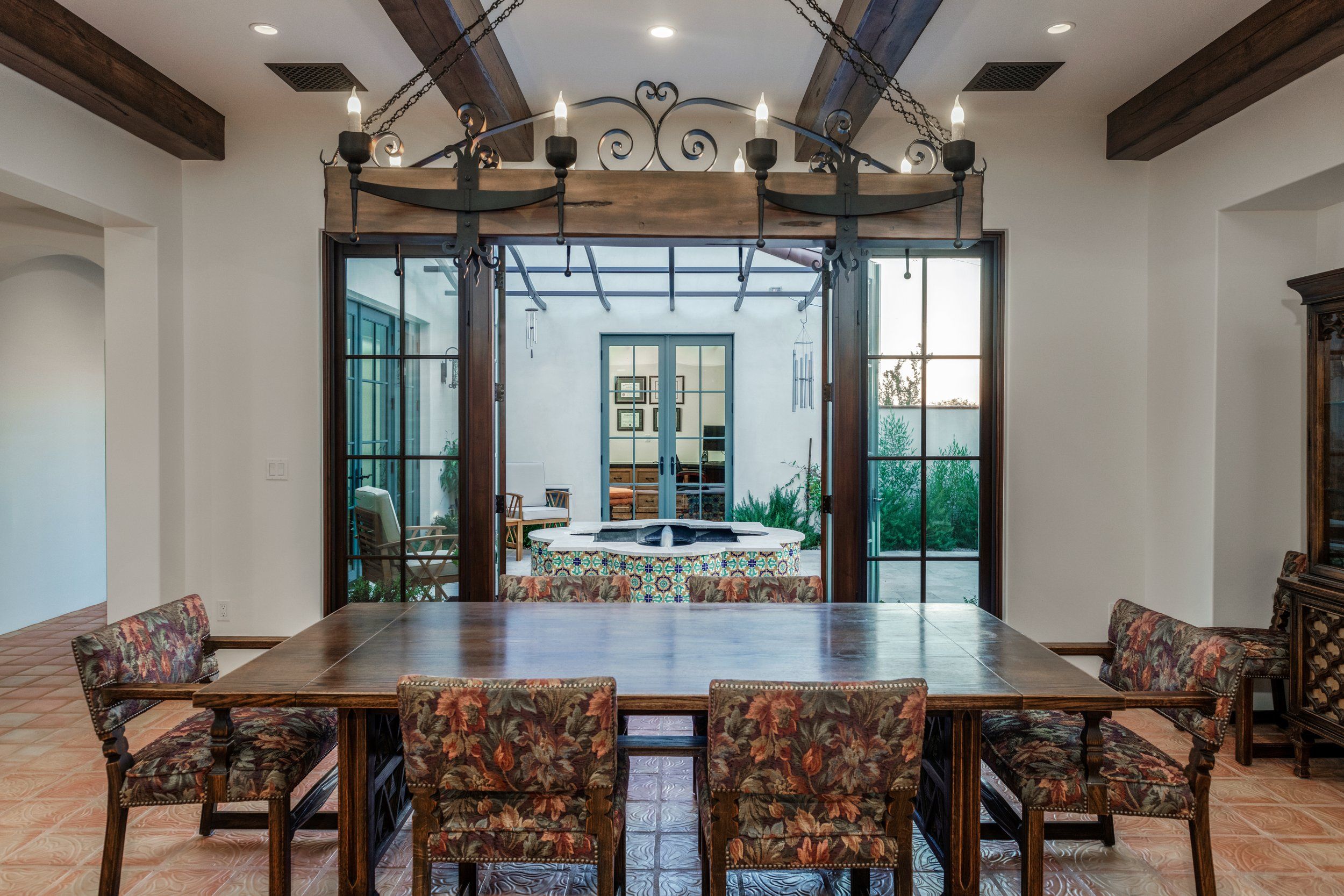 casa en West Construction & Development CO., INC por West Construction & Development CO., INC