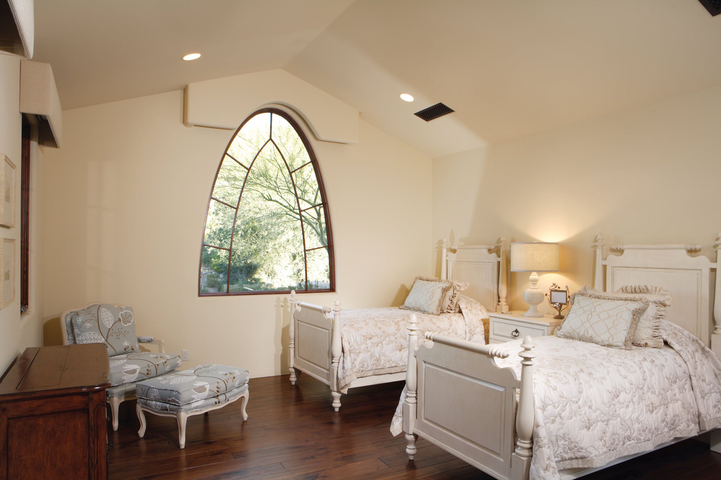 casa en West Construction & Development CO., INC por West Construction & Development CO., INC
