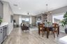 casa en Seven Sisters por Titan Homes LLC
