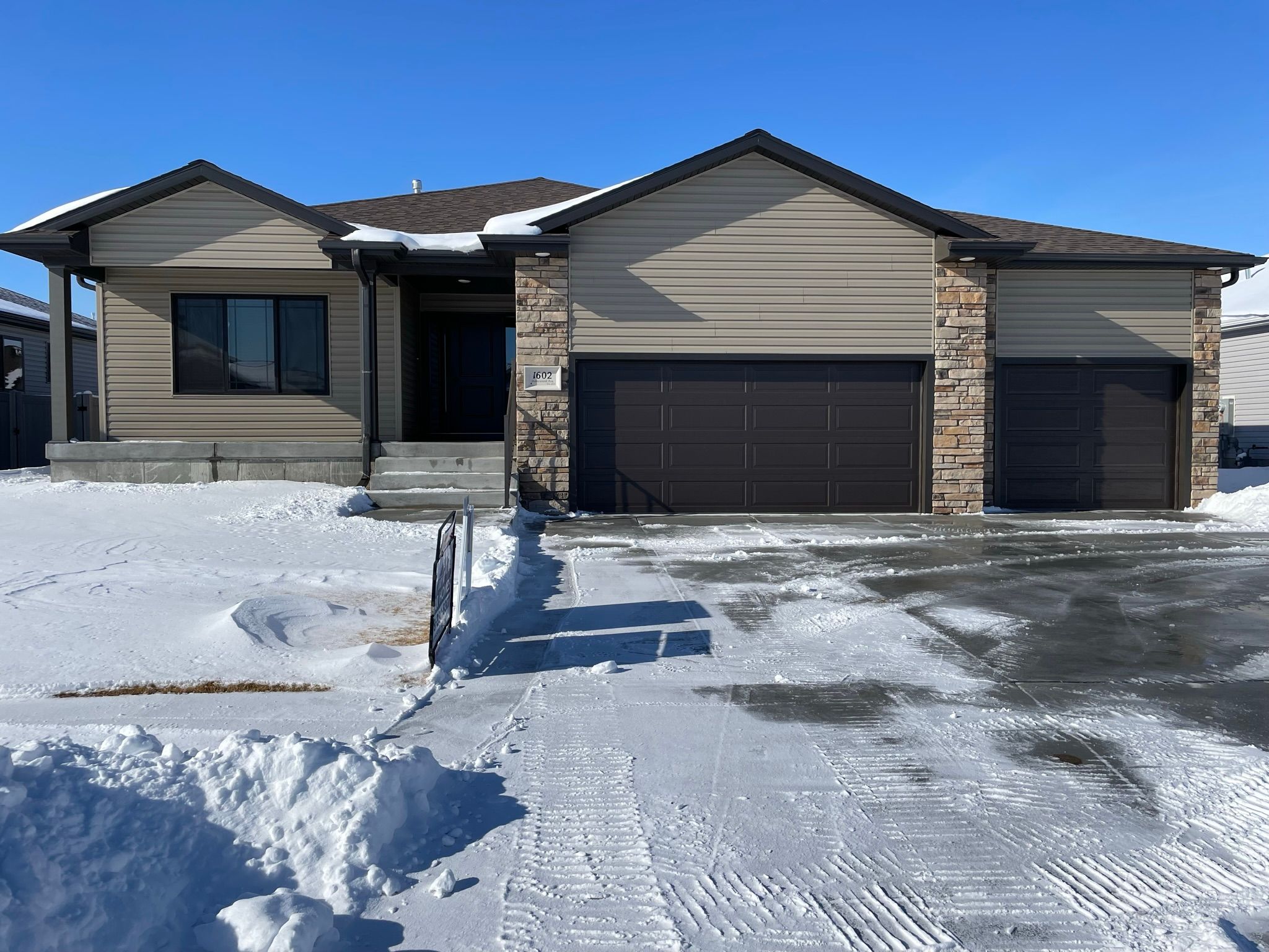 Grand Island, NE 68803