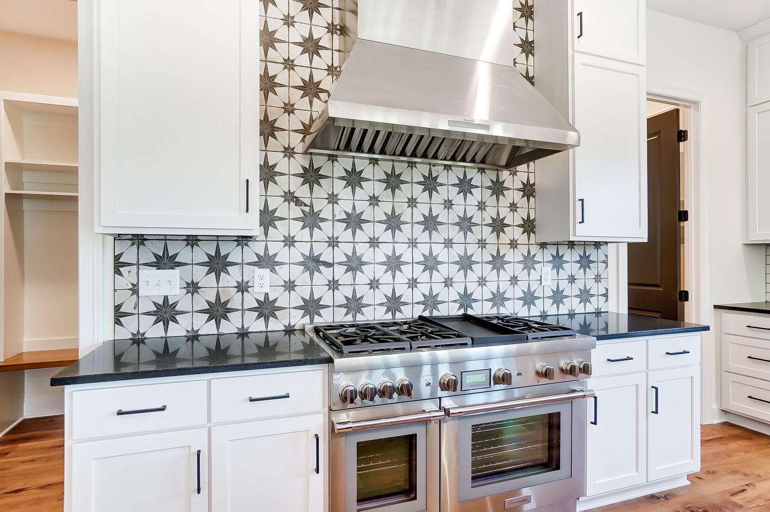 casa en Arlington Place por Clemens Companies