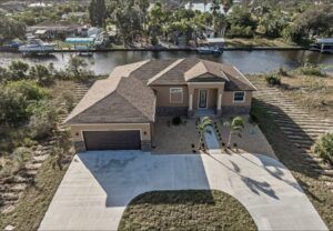Turn Key Custom Homes, Inc. por Turn Key Custom Homes, Inc. en Punta Gorda Florida