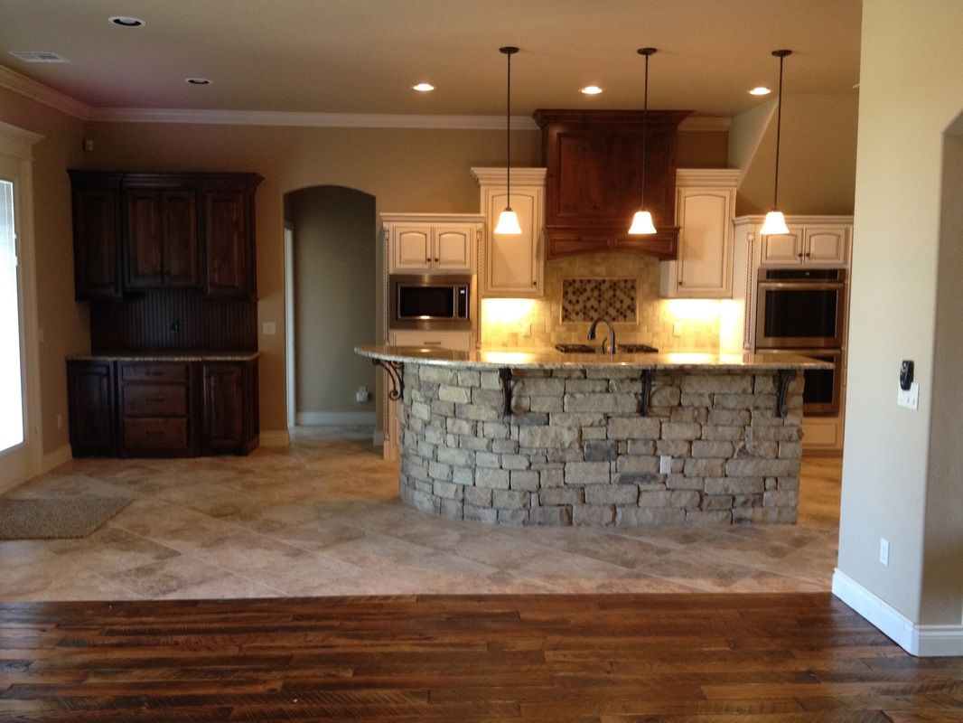 casa en League Custom Homes Inc por League Custom Homes Inc