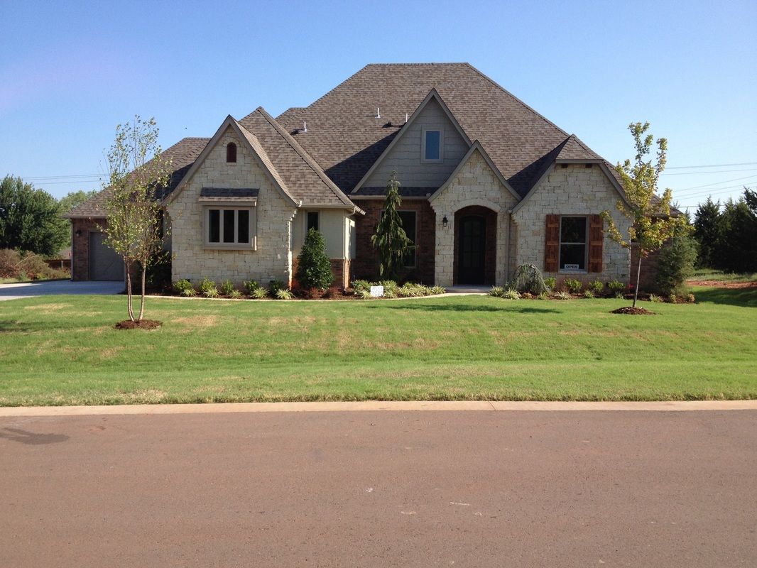 casa en League Custom Homes Inc por League Custom Homes Inc