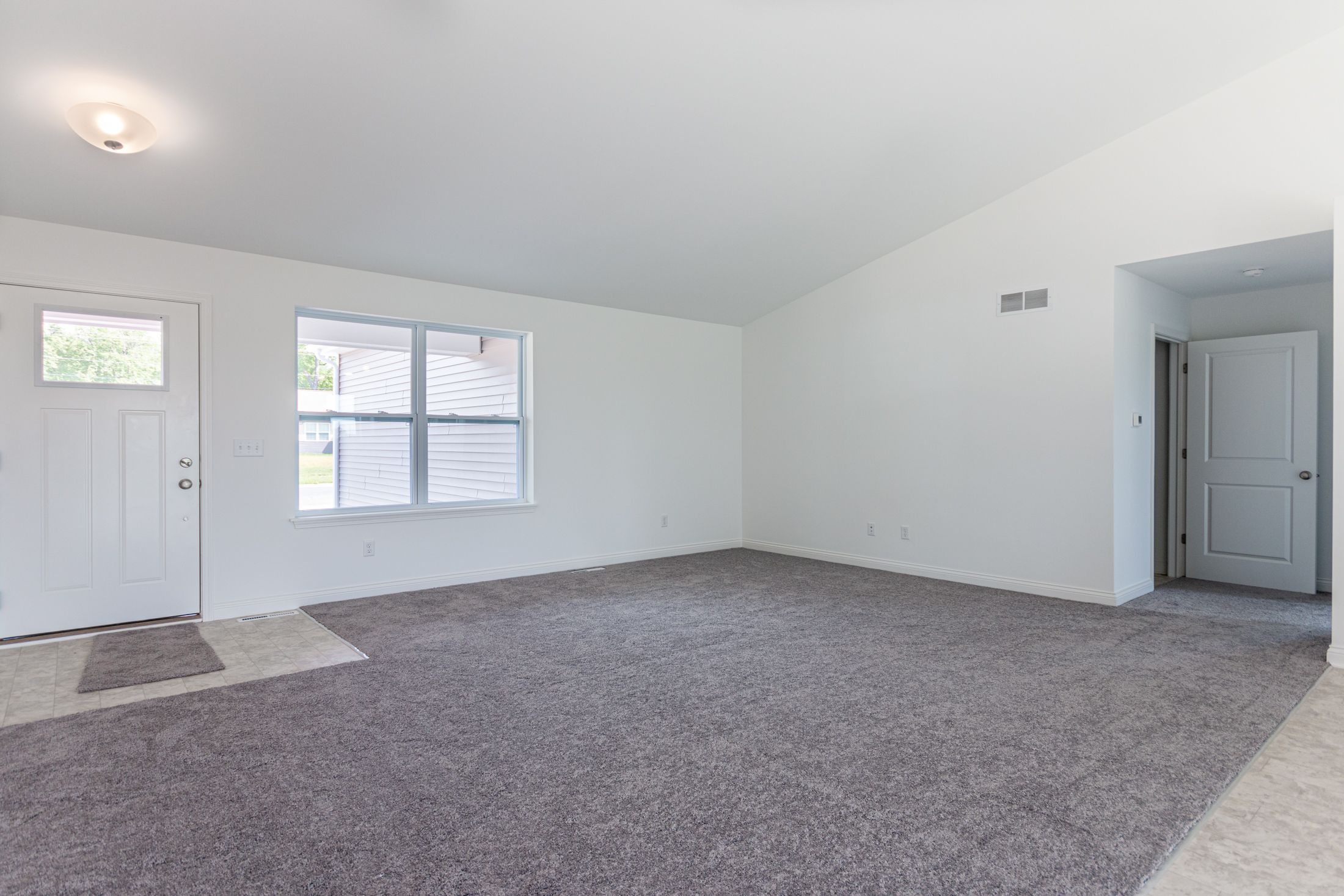 casa en Glen Oaks por U.S. Shelter Homes