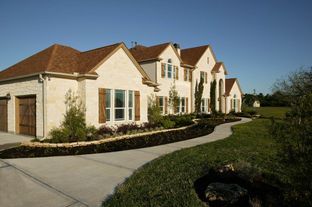 Sierra Classic Custom Homes por Sierra Classic Custom Homes en Houston Texas