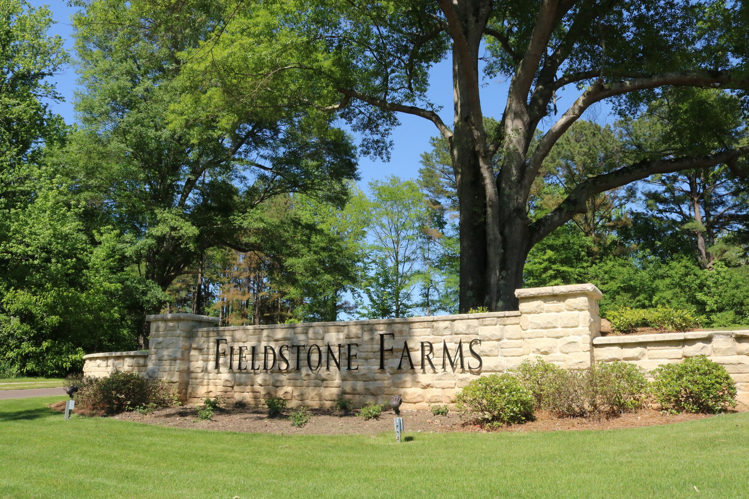 casa en Fieldstone Farm por Lifestyle Homes LLC
