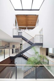 Eastwood Development por Eastwood Development en San Francisco California