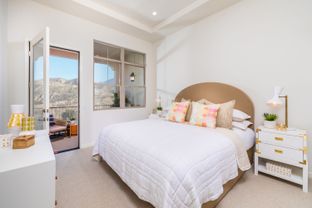 Lapis por California Pacific Homes en Orange County California
