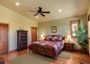 casa en EDY Construction por E.D.Y. Construction, Inc.