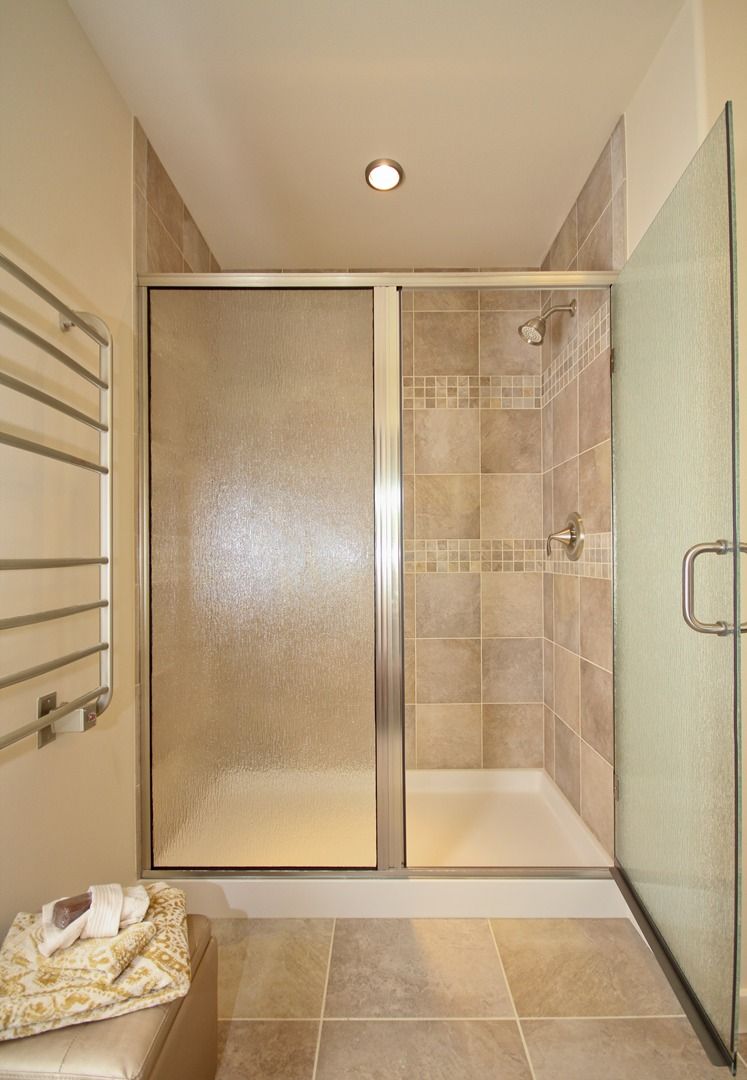 casa en EDY Construction por E.D.Y. Construction, Inc.