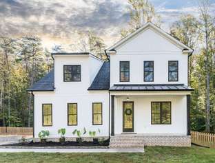 Blue Ridge Custom Homes por Blue Ridge Custom Homes en Richmond-Petersburg Virginia