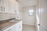casa en The Village at Mill Pond por The Village at Mill Pond