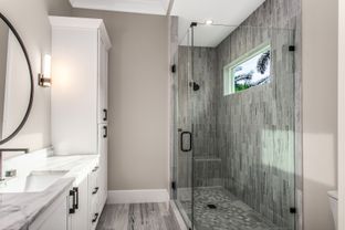 Brookshire Homes por Brookshire Homes en Tampa-St. Petersburg Florida