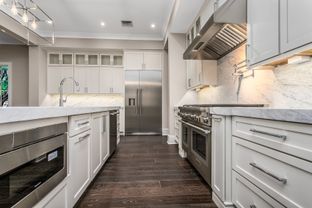 Brookshire Homes por Brookshire Homes en Tampa-St. Petersburg Florida