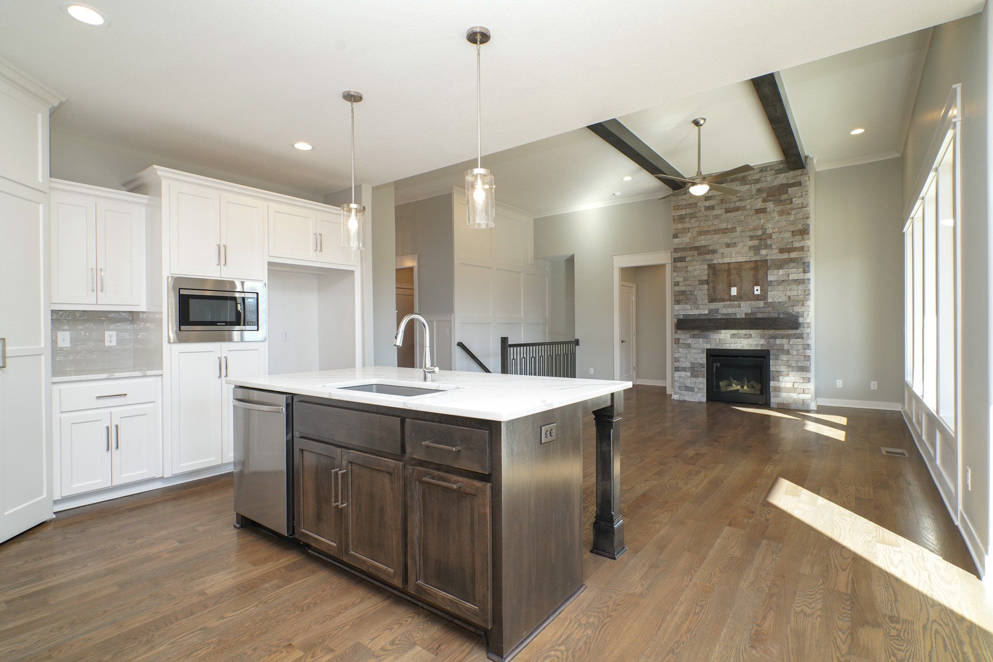 casa en IQ Home Builders. por IQ Home Builders.