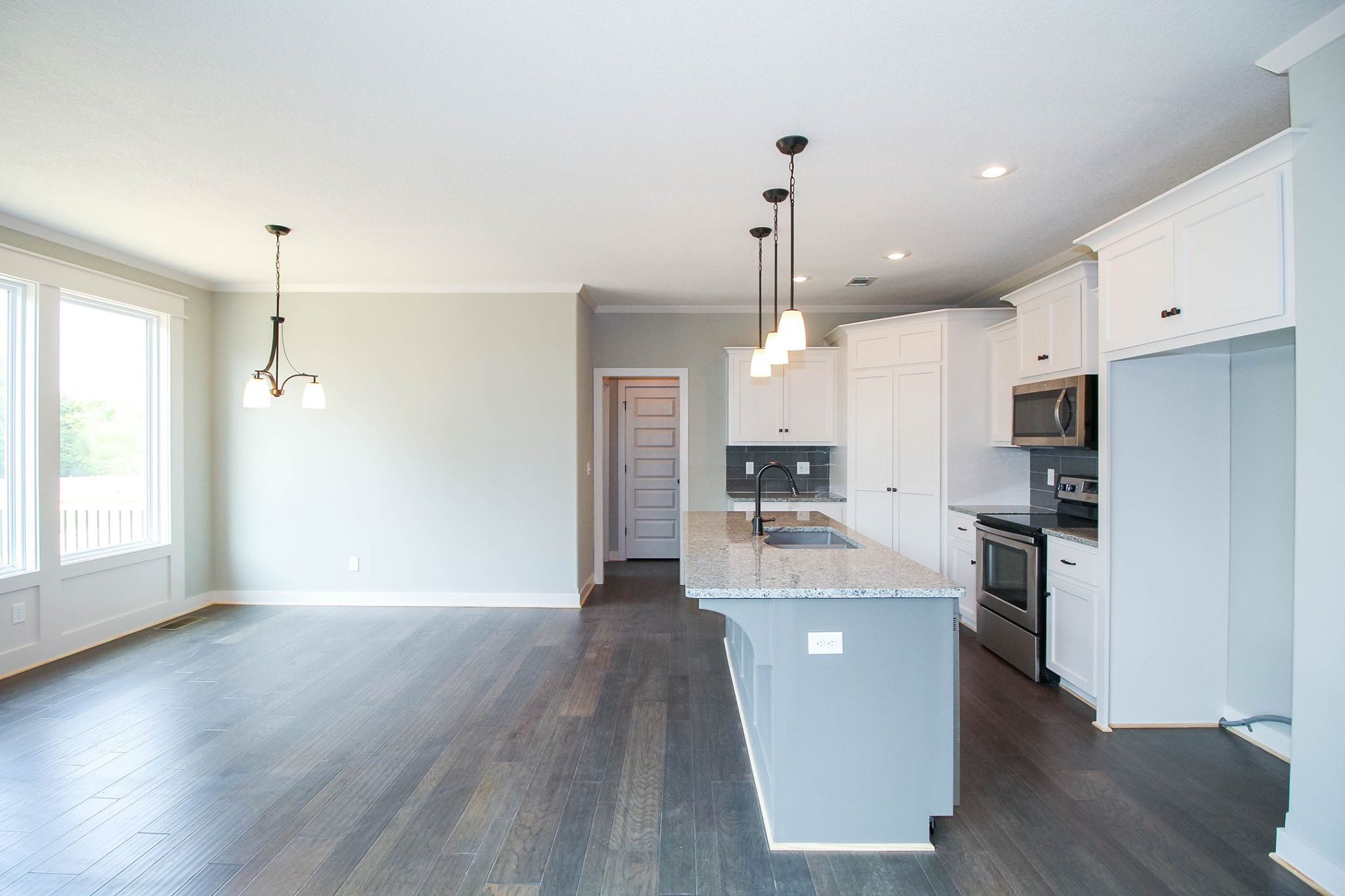 casa en IQ Home Builders. por IQ Home Builders.