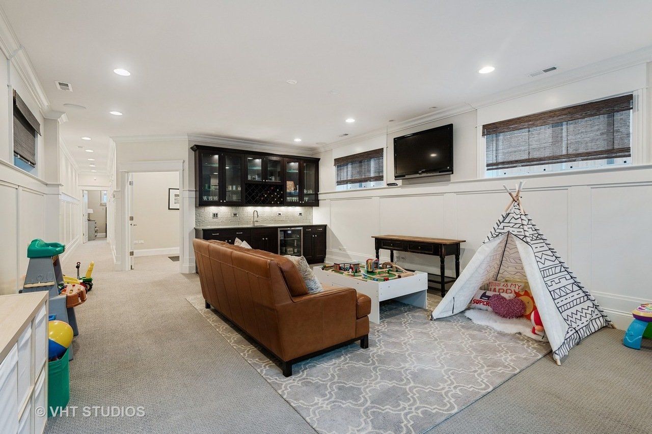 UNA Design and Build - Clarendon Hills, IL