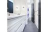 casa en UNA Design and Build por UNA Design and Build
