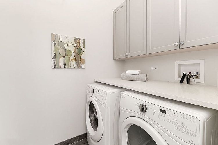 UNA Design and Build por UNA Design and Build en Chicago Illinois