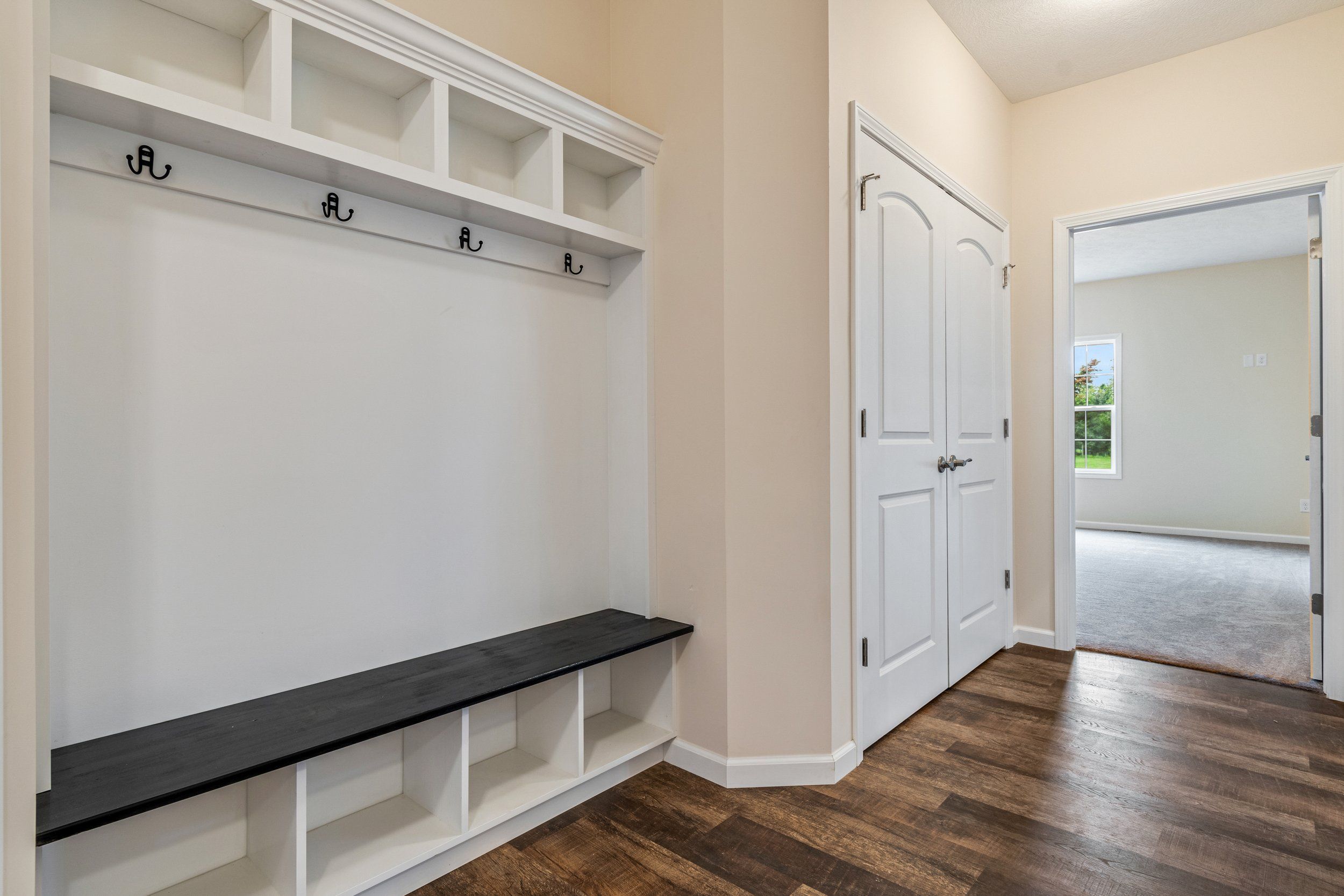 Walsh Homes, LLC por Walsh Homes, LLC en Cleveland Ohio
