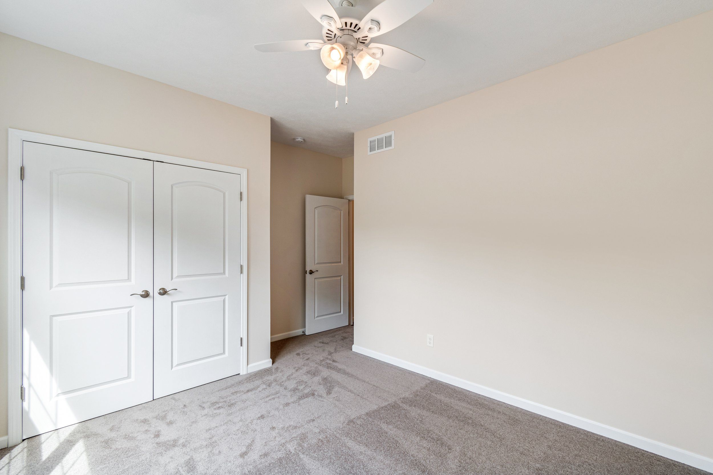 Walsh Homes, LLC por Walsh Homes, LLC en Cleveland Ohio