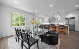 Lakeshore Estates por Lakeshore Estates en Bergen County New Jersey