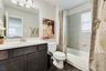 casa en Balmoral East por Colina Homes