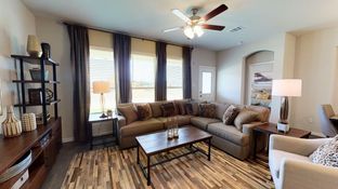 Mill Creek Trails por Colina Homes en Houston Texas