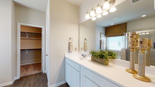 Mill Creek Trails por Colina Homes en Houston Texas