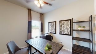 Mill Creek Trails por Colina Homes en Houston Texas