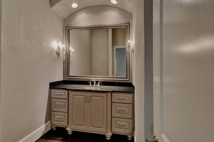 Sterling Classic Homes por Sterling Classic Homes en Houston Texas