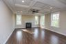 casa en Douglas Hill Companies LLC por Douglas Hill Companies LLC