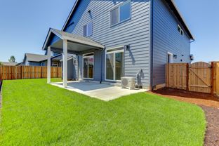 Lone Oak Estates por Cedar Ridge Homes en Portland-Vancouver Washington