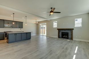 Lone Oak Estates por Cedar Ridge Homes en Portland-Vancouver Washington