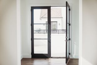 Plan Unknown - The Corvalla: Frisco, Texas - The Corvalla