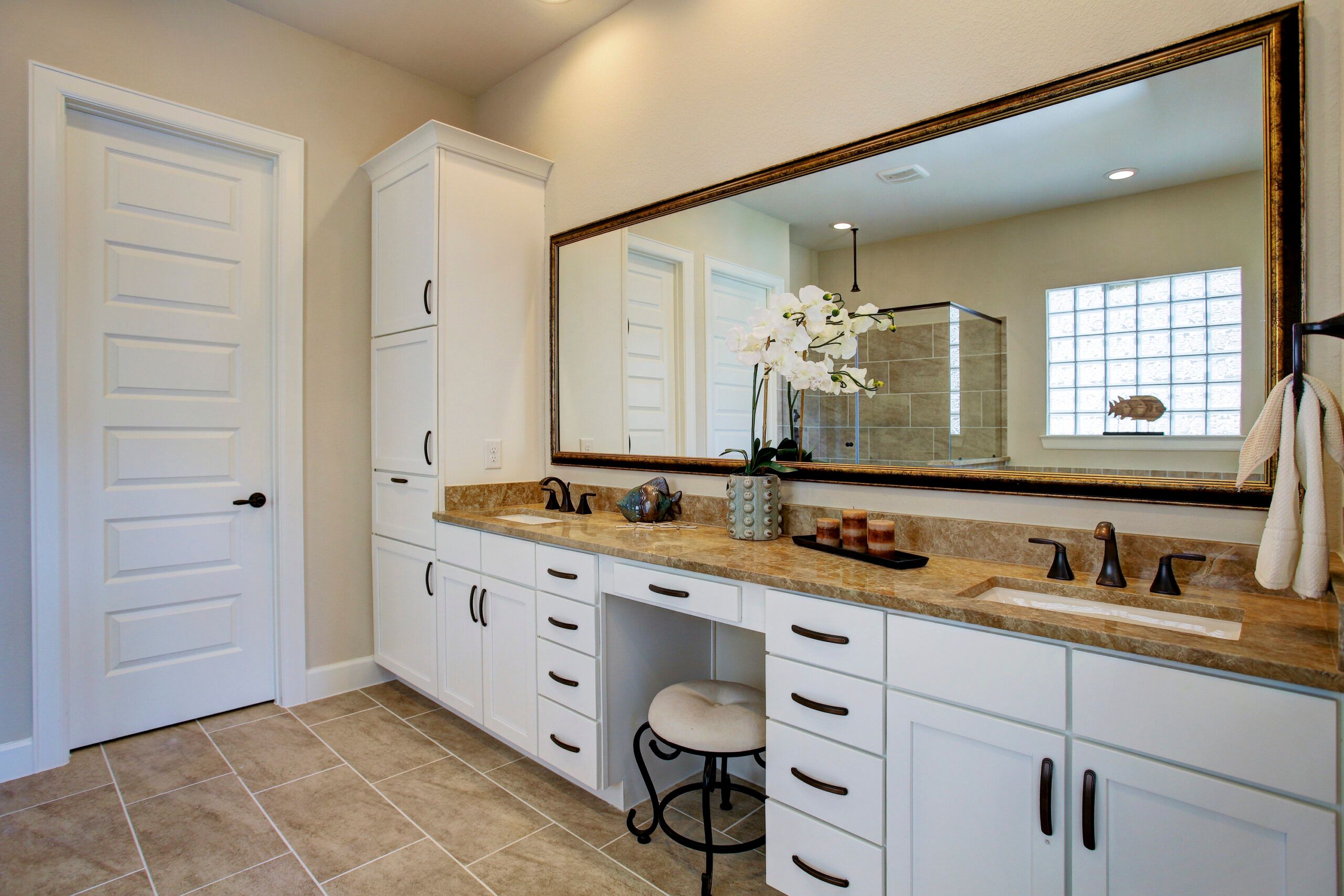 casa en Beacon Builders por Beacon Builders