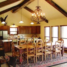 Hill Country Classics Custom Homes por Hill Country Classics Custom Homes en San Antonio Texas